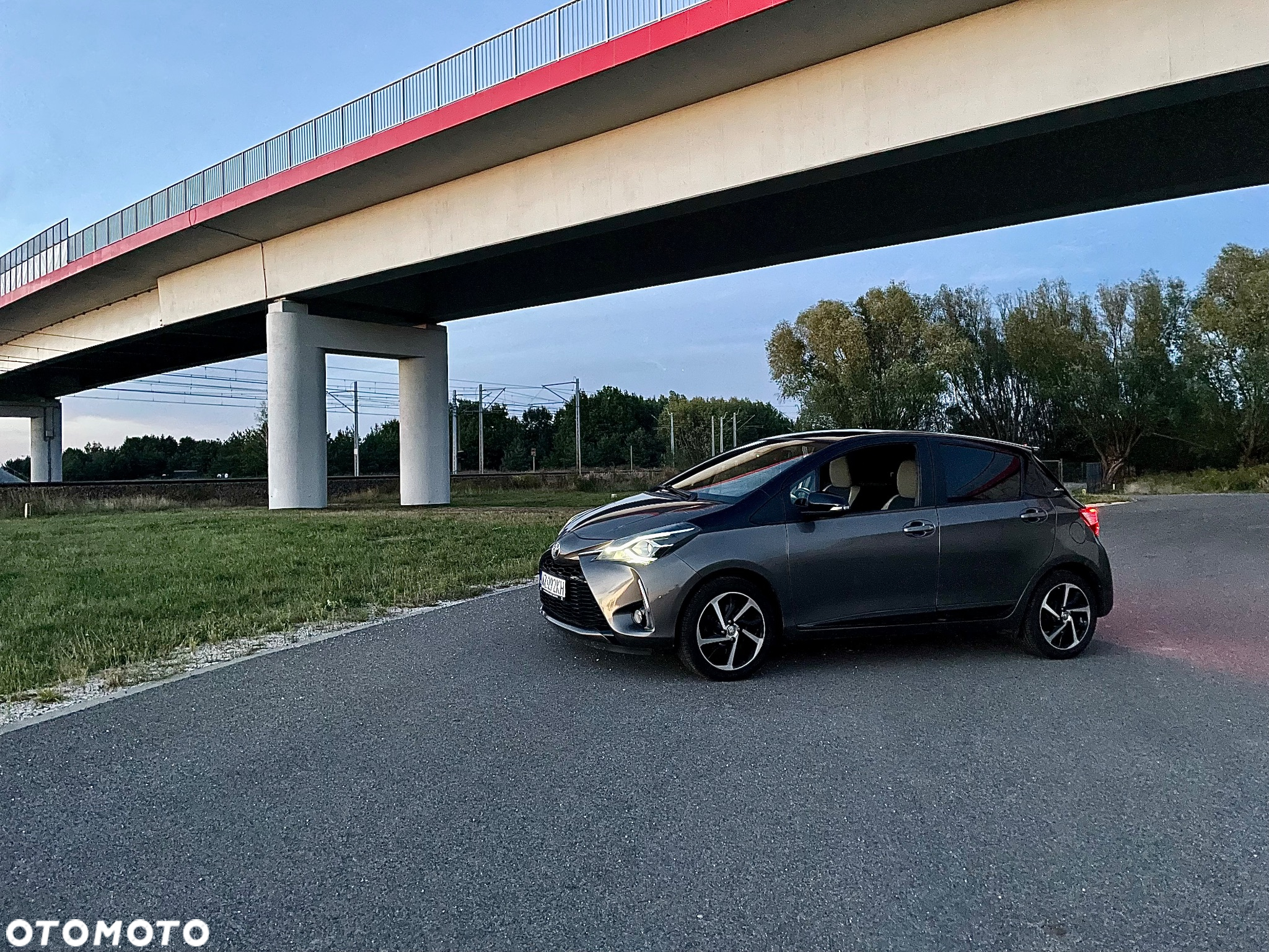 Toyota Yaris 1.5 Selection - 11