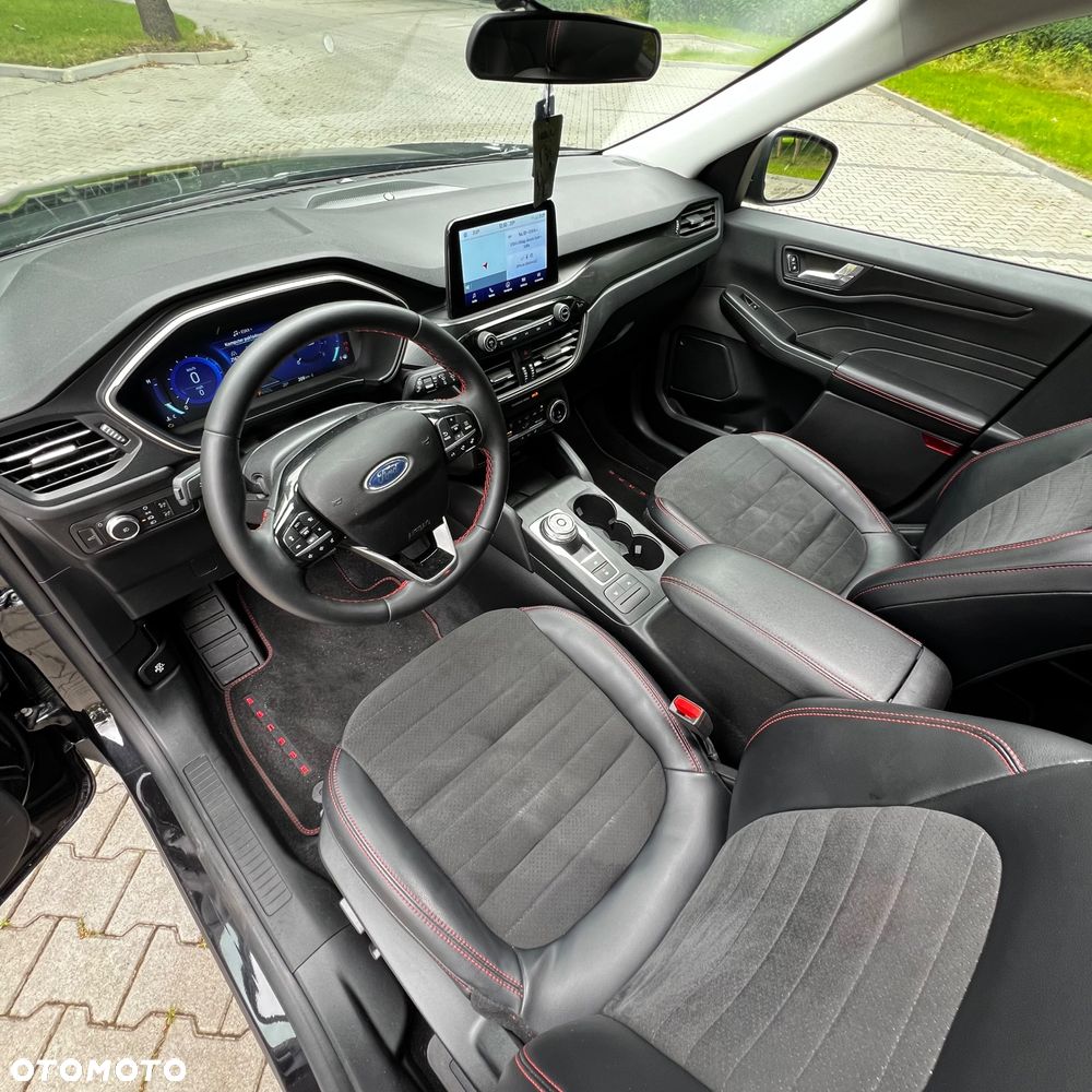 Ford Escape 2.0 EcoBoost AWD Titanium - 19