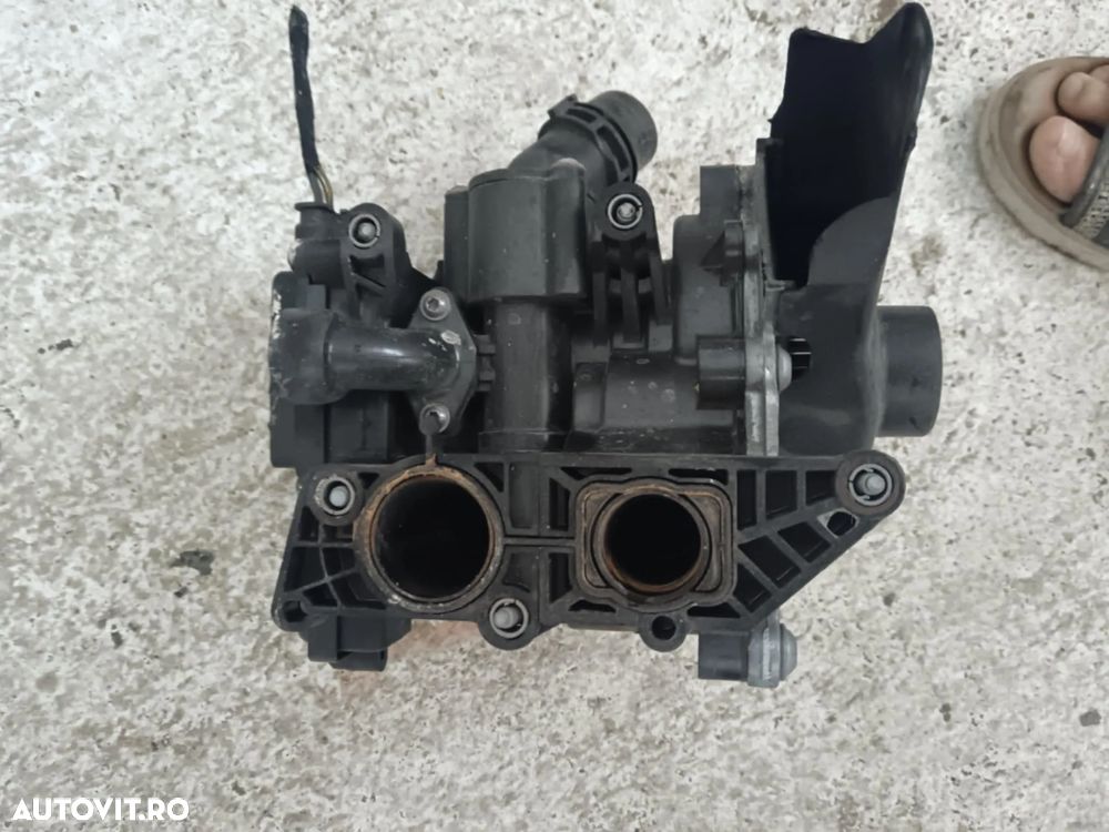 POMPA DE APA CU CARCASA TERMOSTAT AUDI A3 8V, S3 2.0 TFSI 06L121012A, 06L121111H