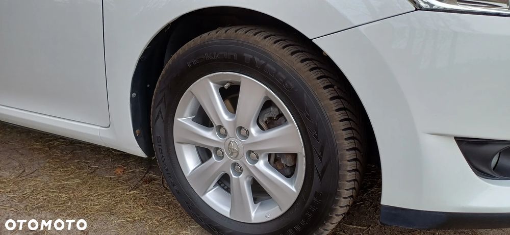 Toyota Auris 1.4 D-4D Luna - 8