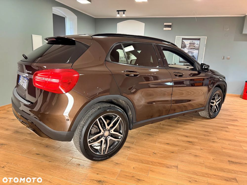 Mercedes-Benz GLA 250 4Matic 7G-DCT Activity Edition - 40