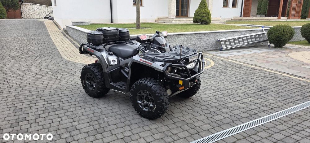 Can-Am Outlander - 4