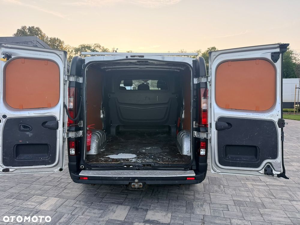 Opel vivaro - 22