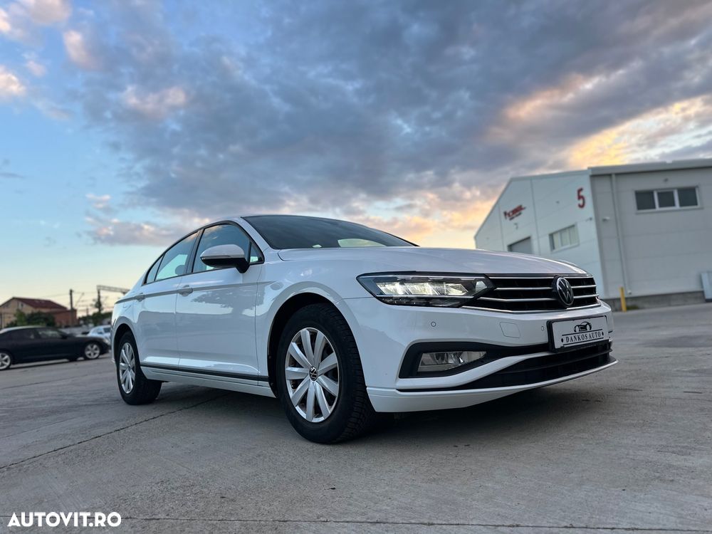 Volkswagen Passat - 26