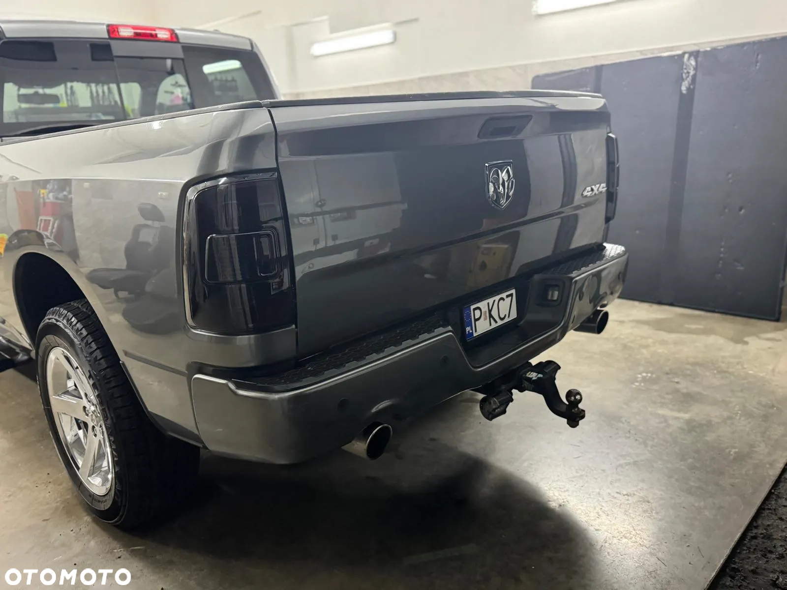 Dodge RAM 1500 5.7 4x4 - 5