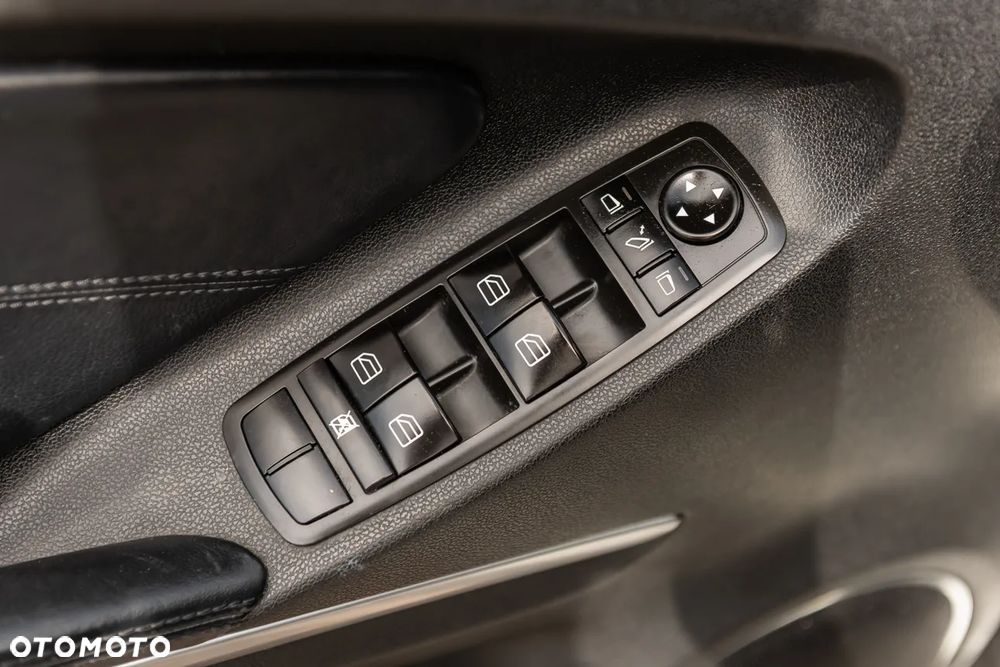 Mercedes-Benz GL 320 CDI - 16