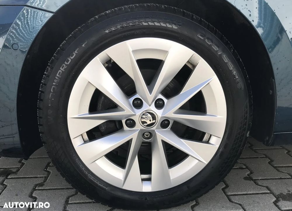 Skoda Octavia 1.5 TSI DSG MHEV Style - 40