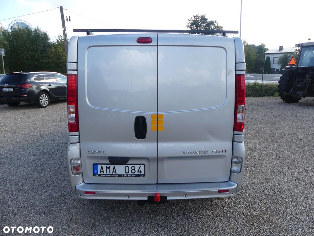 Opel Vivaro - 23