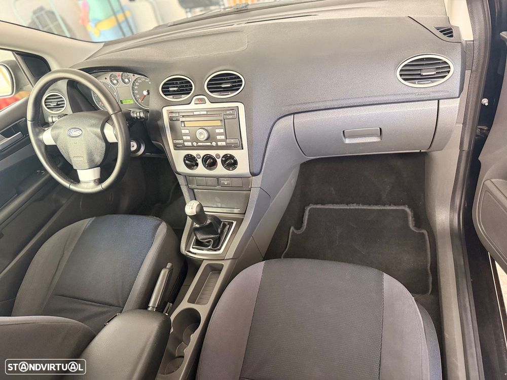 Ford Focus 1.6 TDCi Sport - 11