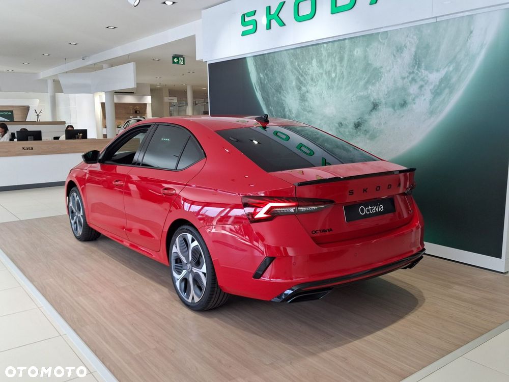 Skoda Octavia 2.0 TSI RS DSG - 5
