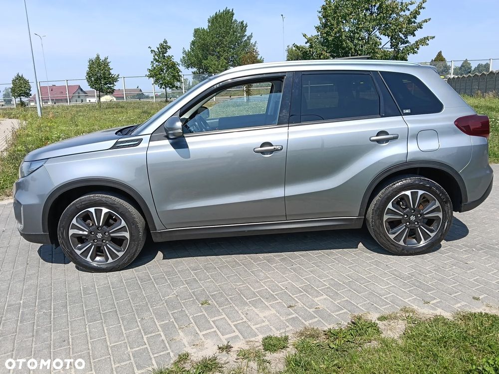 Suzuki Vitara 1.5 Dualjet Hybrid AGS Comfort+ "SHINKAI" - 3