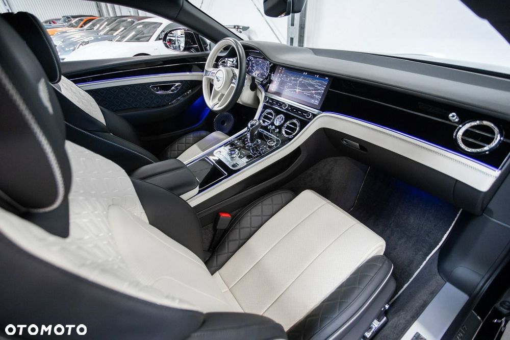 Bentley Continental GT - 25