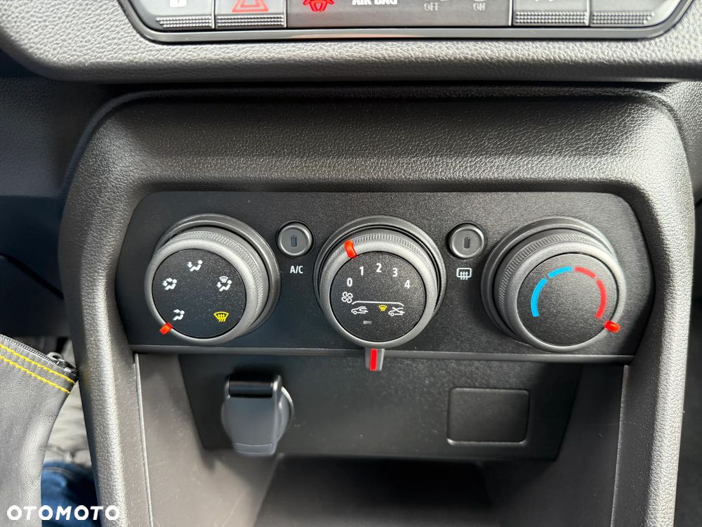 Dacia Sandero 1.0 SCe Comfort - 29