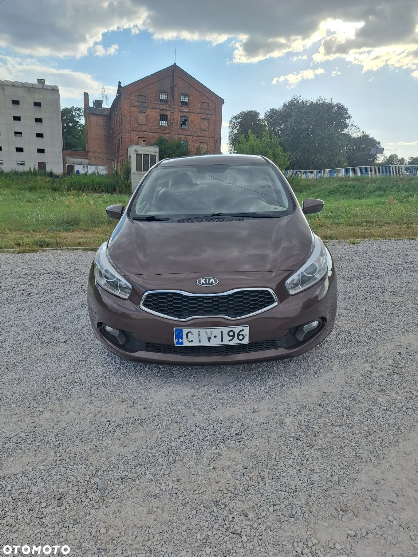 Kia Ceed Cee'd 1.4 L - 6