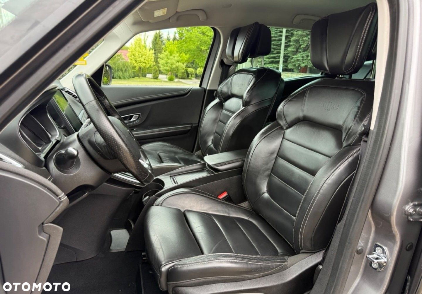 Renault Scenic ENERGY dCi 160 EDC INITIALE PARIS - 11