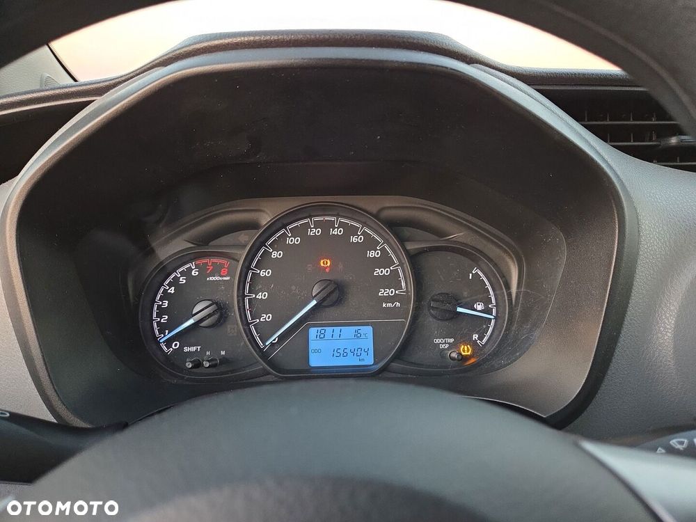 Toyota Yaris 1.5 Active - 19