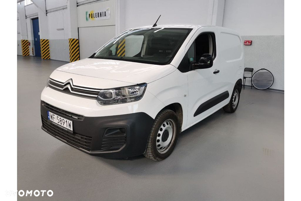 Citroën Berlingo 1.5 BlueHDi M Club SalonPL VAT23% Właścicielem pojazdu jest Ayvens Financial Services Polska