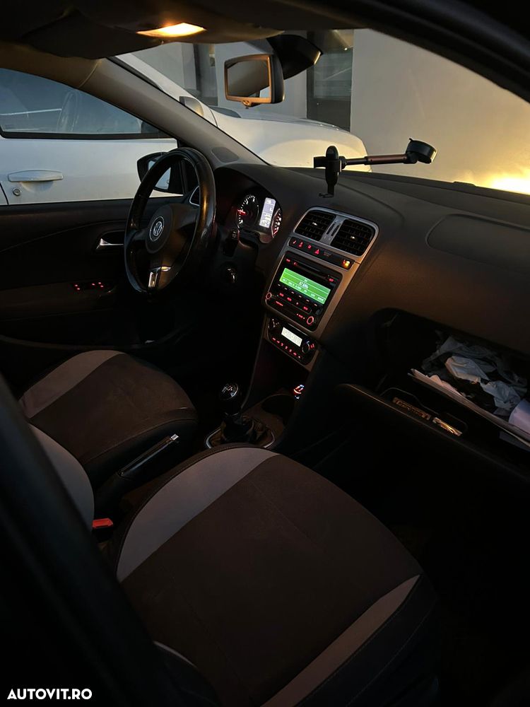 Volkswagen Polo 1.6 TDI CR DPF Comfortline - 12