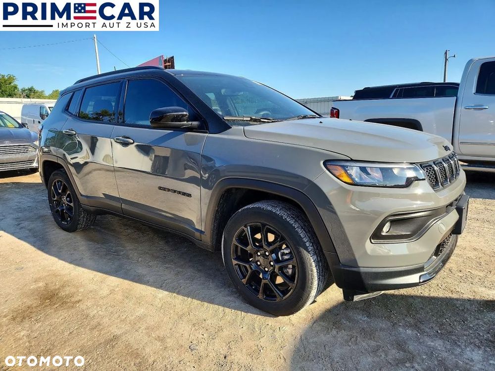 Jeep Compass - 1