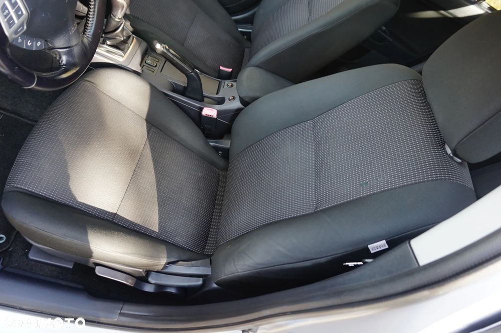 Mitsubishi Lancer - 26