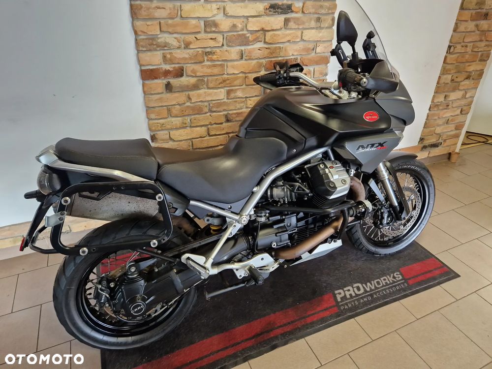 Moto Guzzi Stelvio - 3