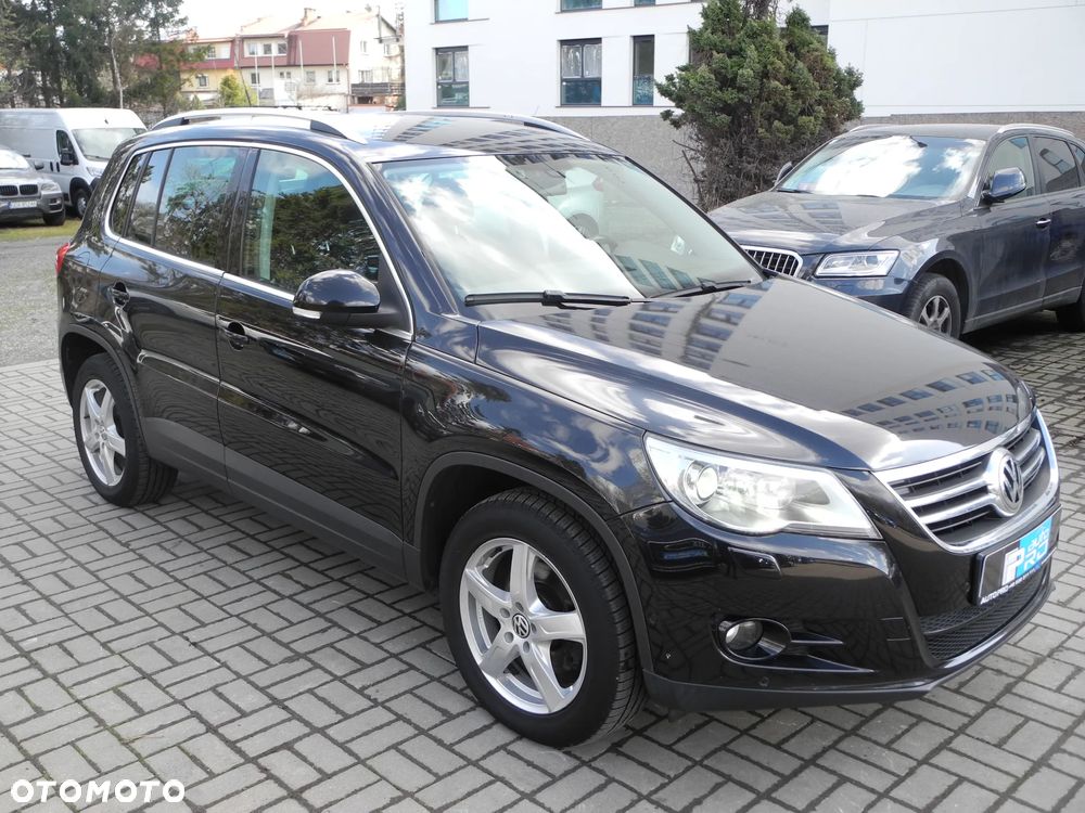 Volkswagen Tiguan - 2