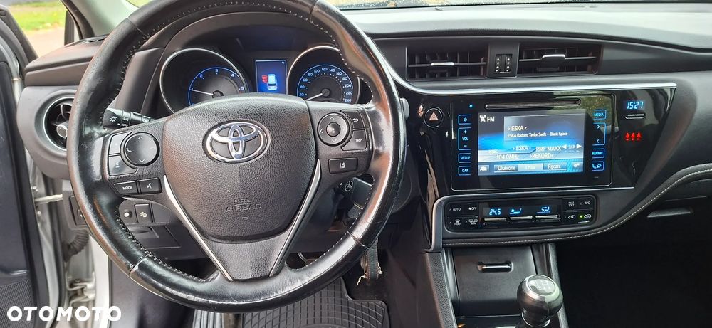 Toyota Auris 1.4 D-4D Comfort - 17