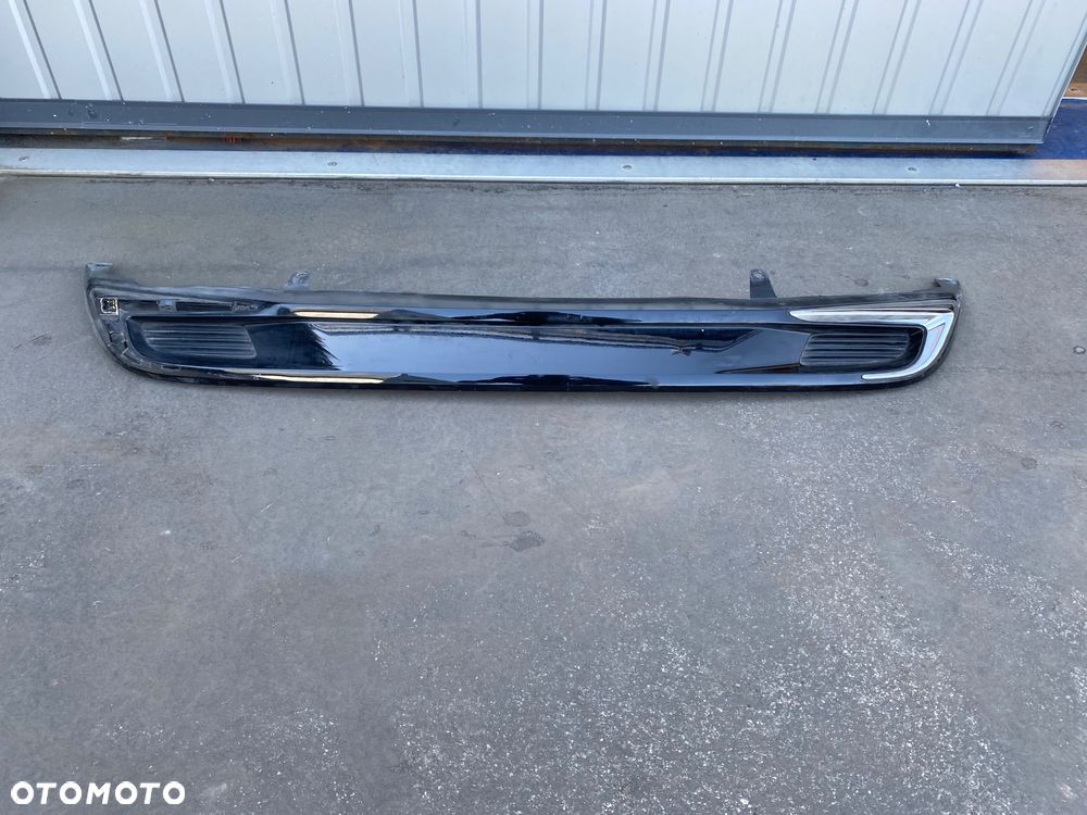 Toyota Corolla E21 E210 KOMBI TOURING Lift SPOILER NAKŁADKA LISTWA DYFUZOR DOKŁADKA DOLNA DO ZDERZAKA TYLNEGO W NA ZDERZAK TYLNY TYŁ  52453-02250 5245302250 52724-02030 5272402030 Hybrid HYBRYDA  spojler 210 E 21+ chrom lewy - 5