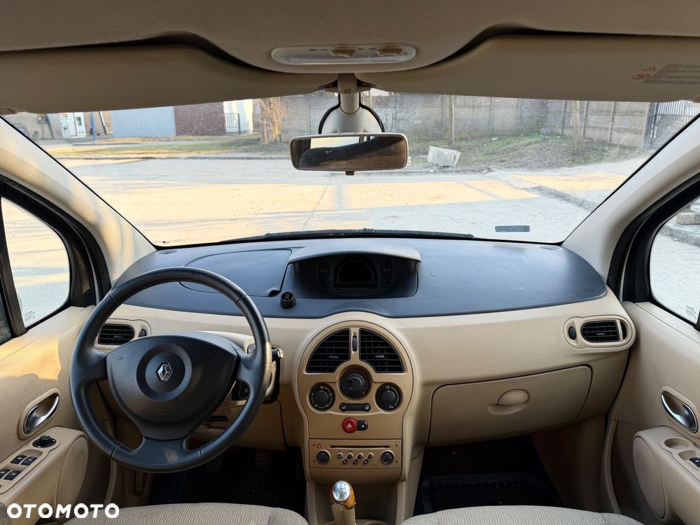 Renault Modus - 18