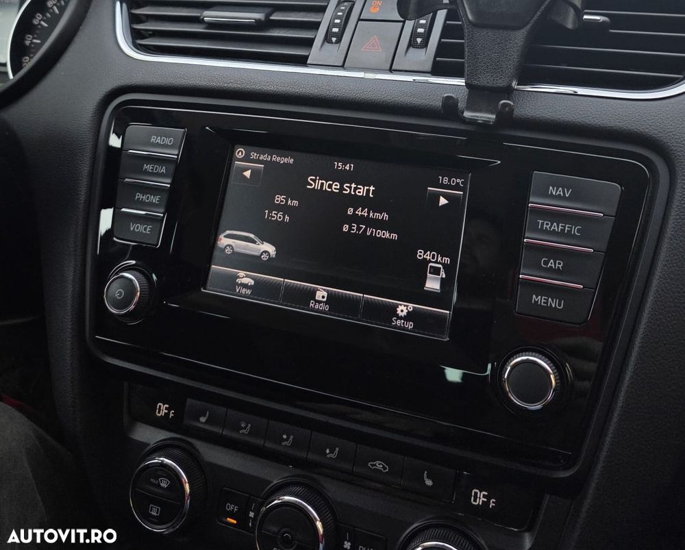 Skoda Octavia 2.0 TDI ELEGANCE DSG - 19