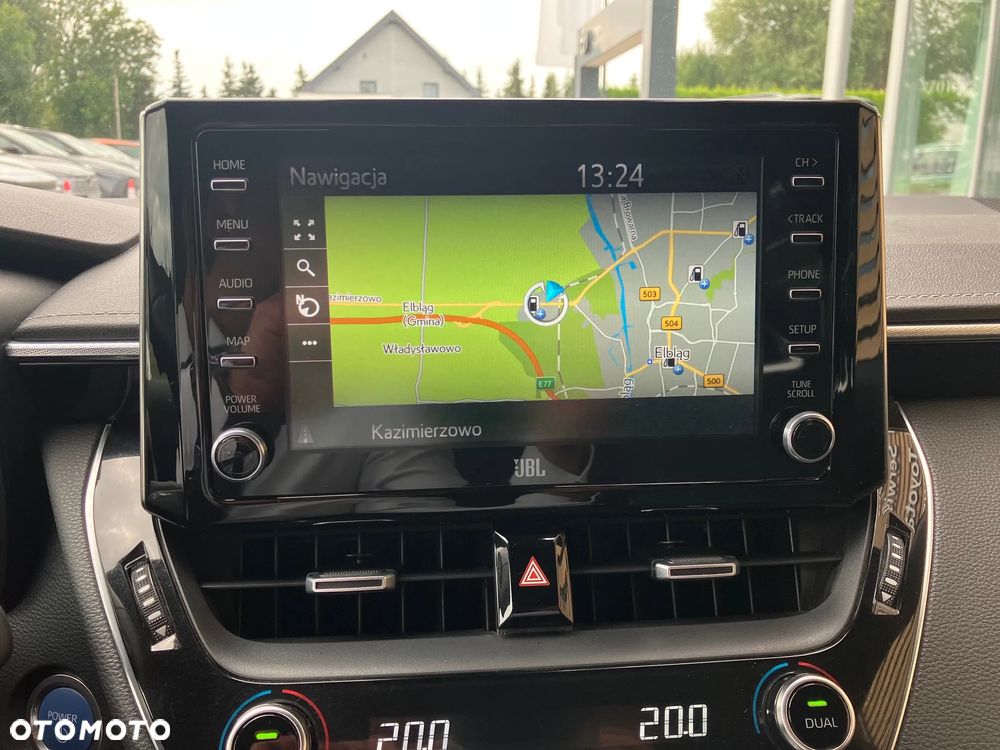 Toyota Corolla 2.0 Hybrid Executive - 28