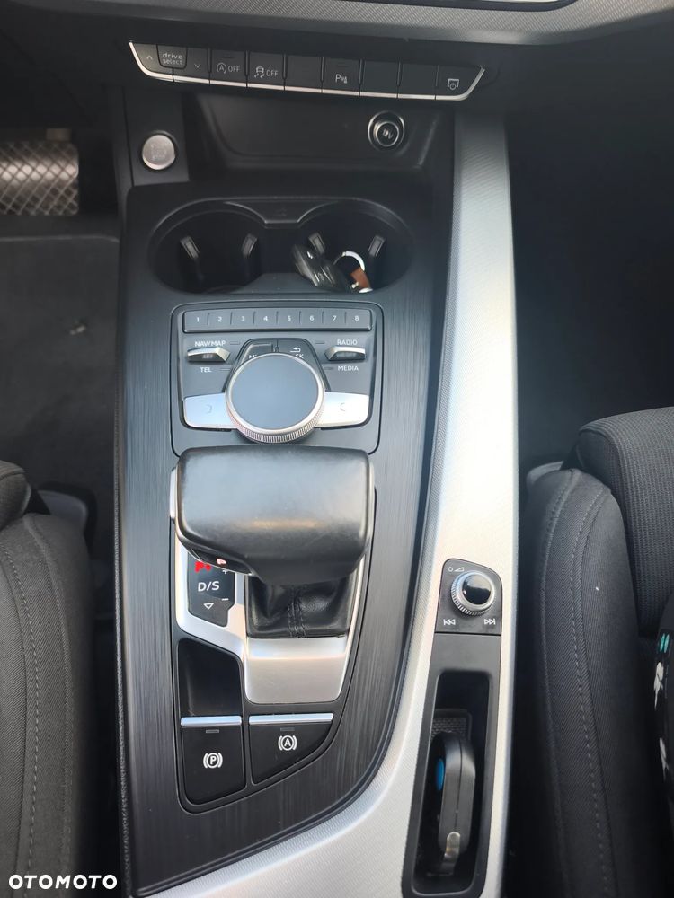 Audi A4 Avant 40 TDI S tronic - 8