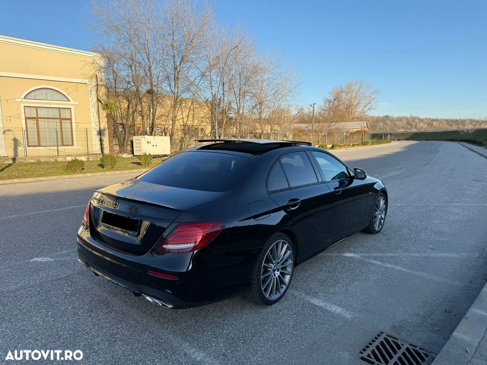 Mercedes-Benz E 200 d 9G-TRONIC AMG Line - 4