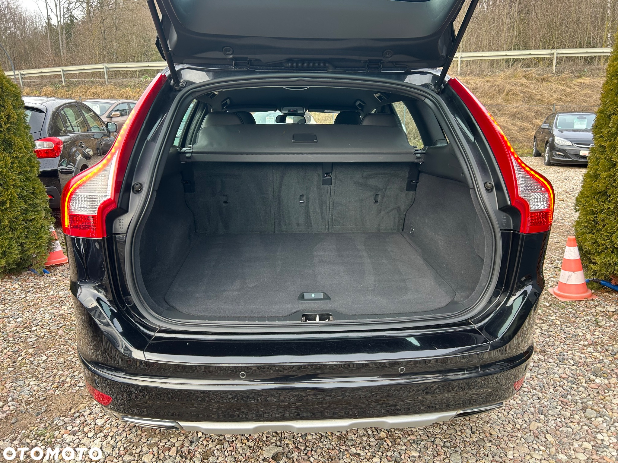 Volvo XC 60 D4 Geartronic Kinetic - 21