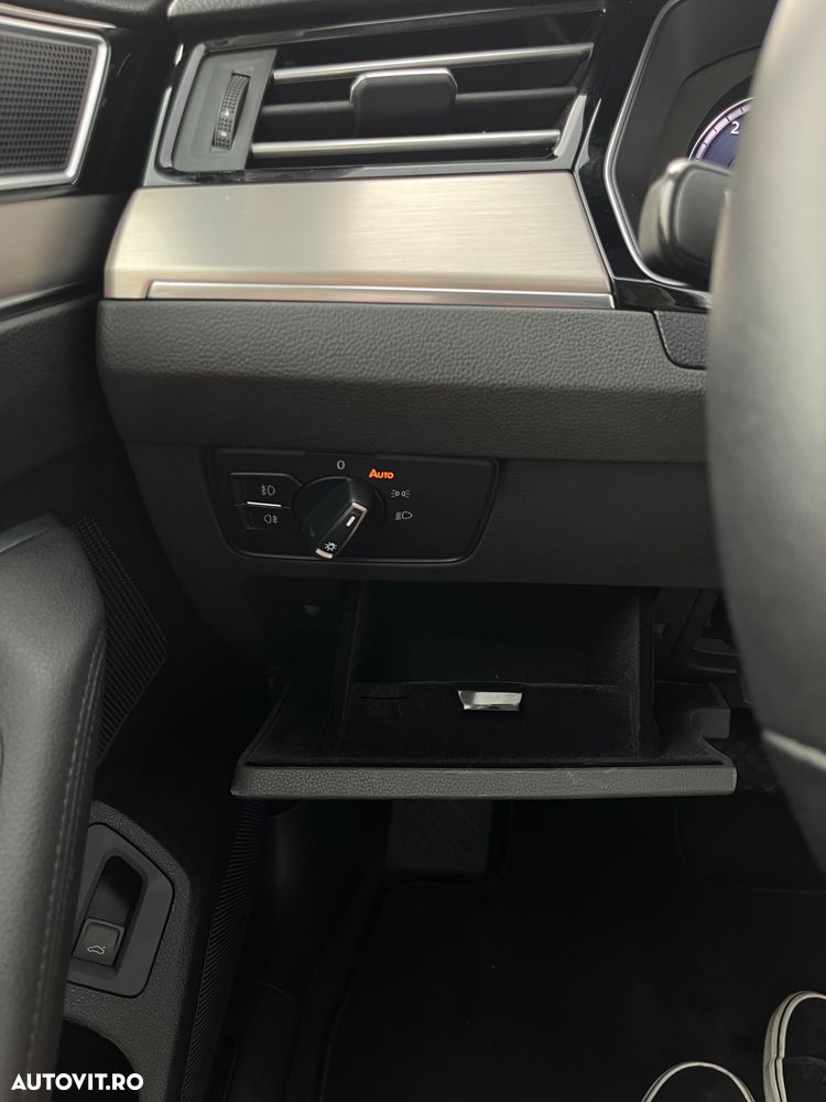 Volkswagen Passat - 13