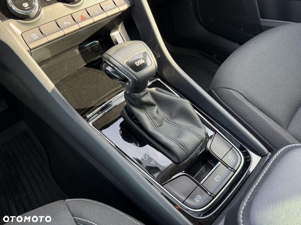 Skoda Karoq 1.5 TSI ACT 4x2 Ambition DSG - 19