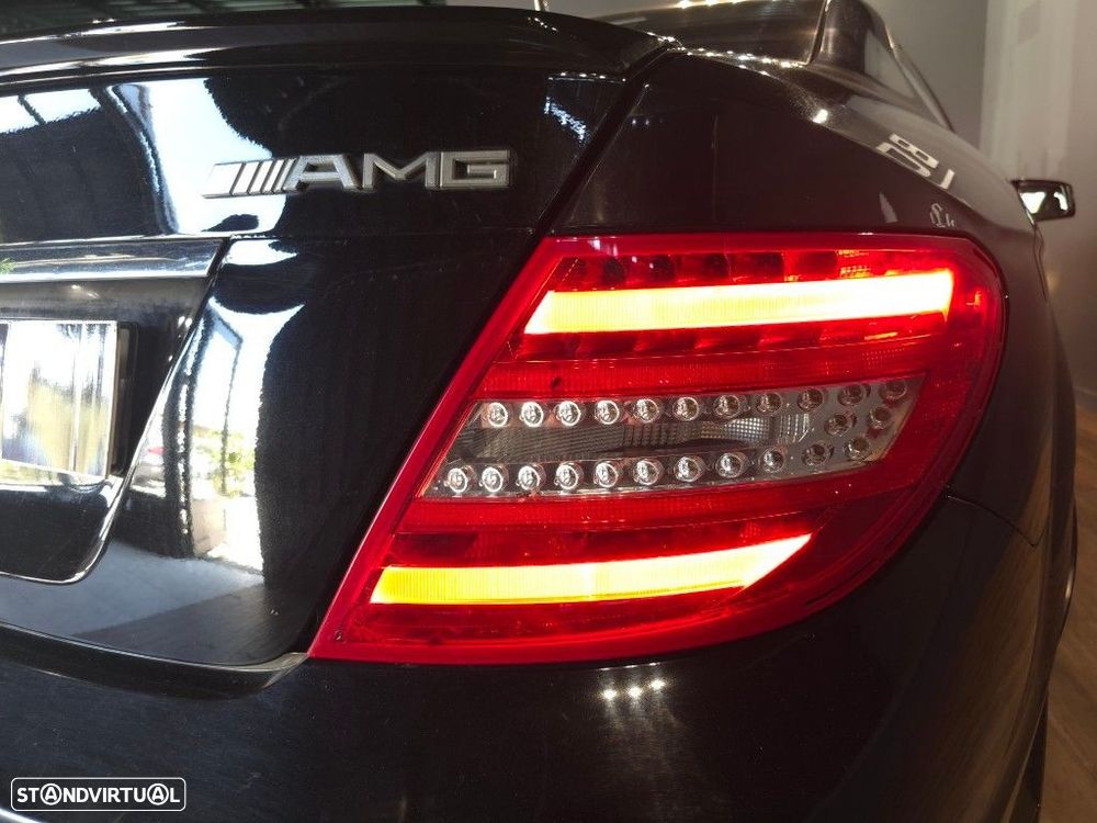 Mercedes-Benz C 220 - 13