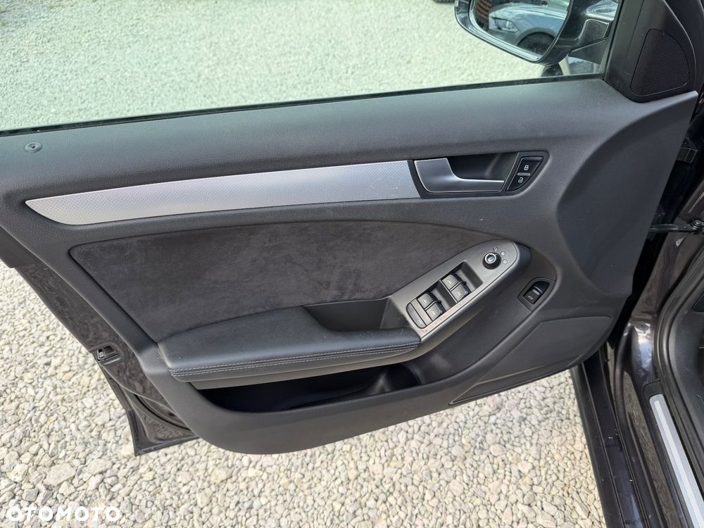 Audi A4 Limousine - 29