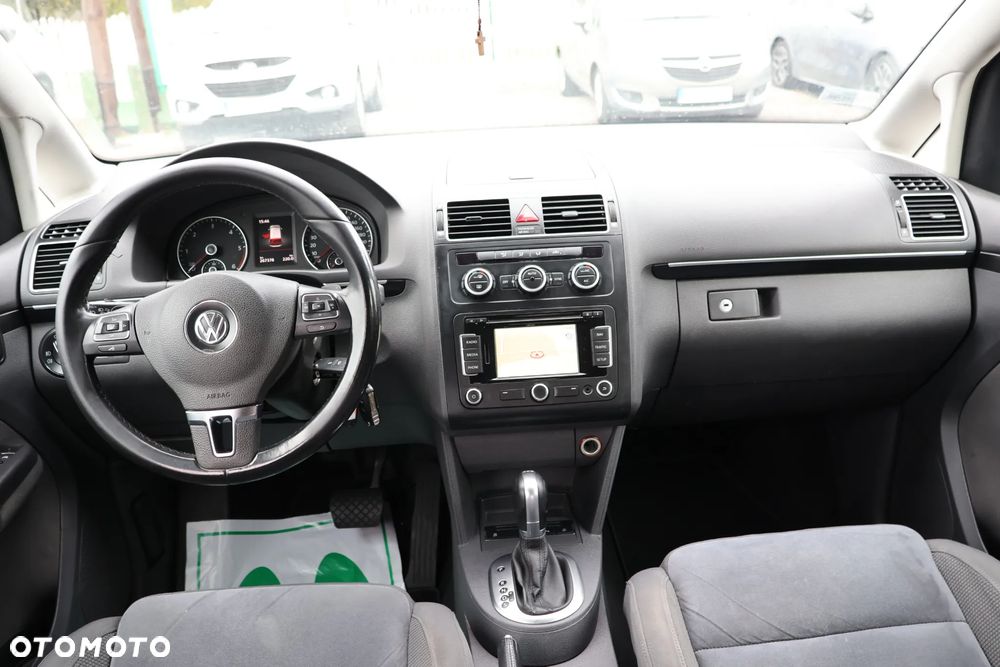 Volkswagen Touran 2.0 TDI DPF Comfortline DSG - 6