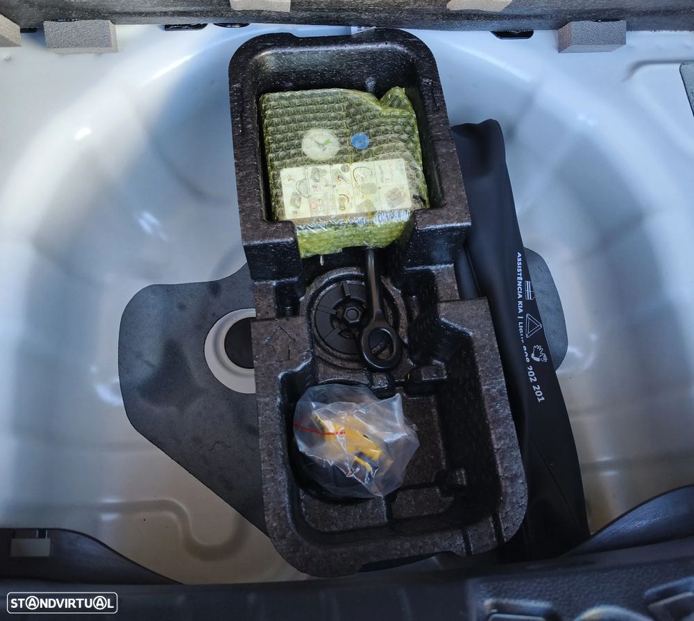 Kia Picanto 1.0 CVVT LX - 25