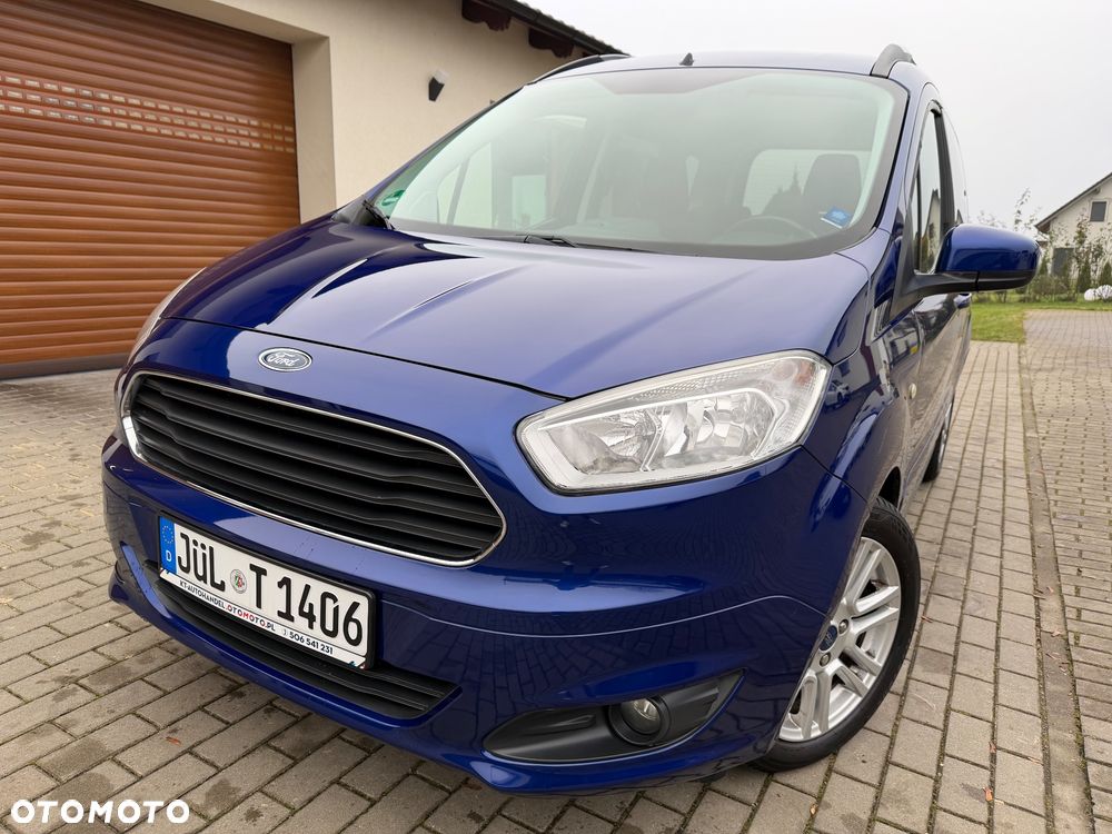 Ford Tourneo Courier - 35