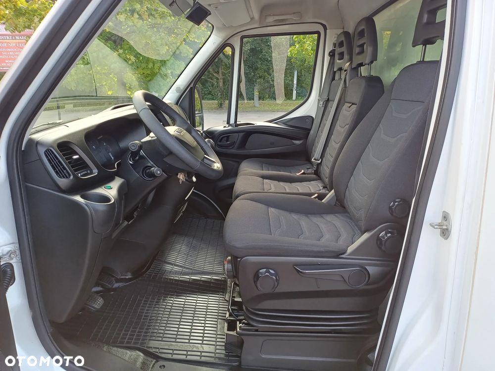 Iveco 35S16 - 12