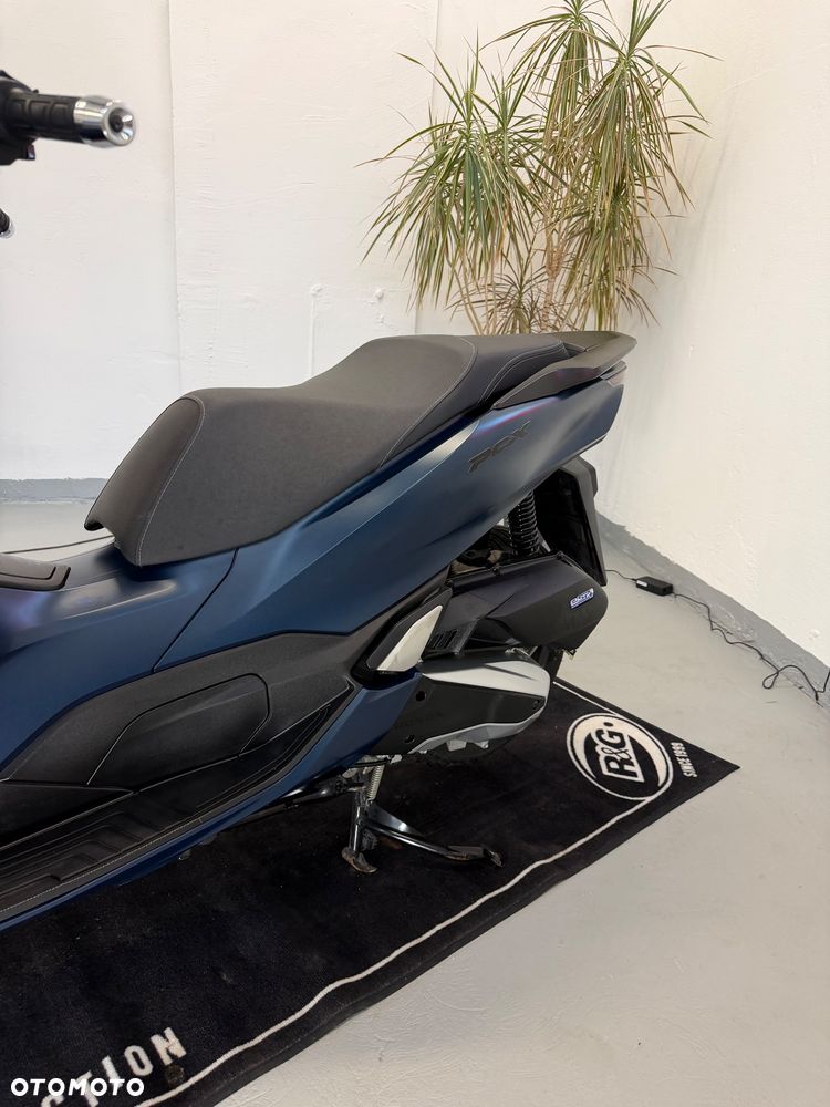 Honda PCX - 12