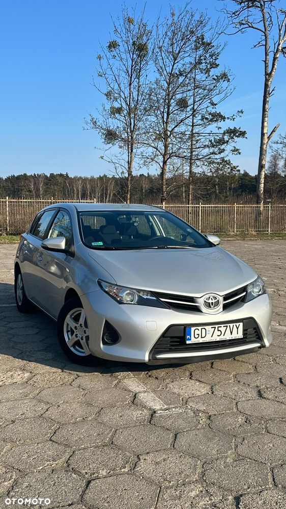 Toyota Auris 1.33 VVT-i Active - 4