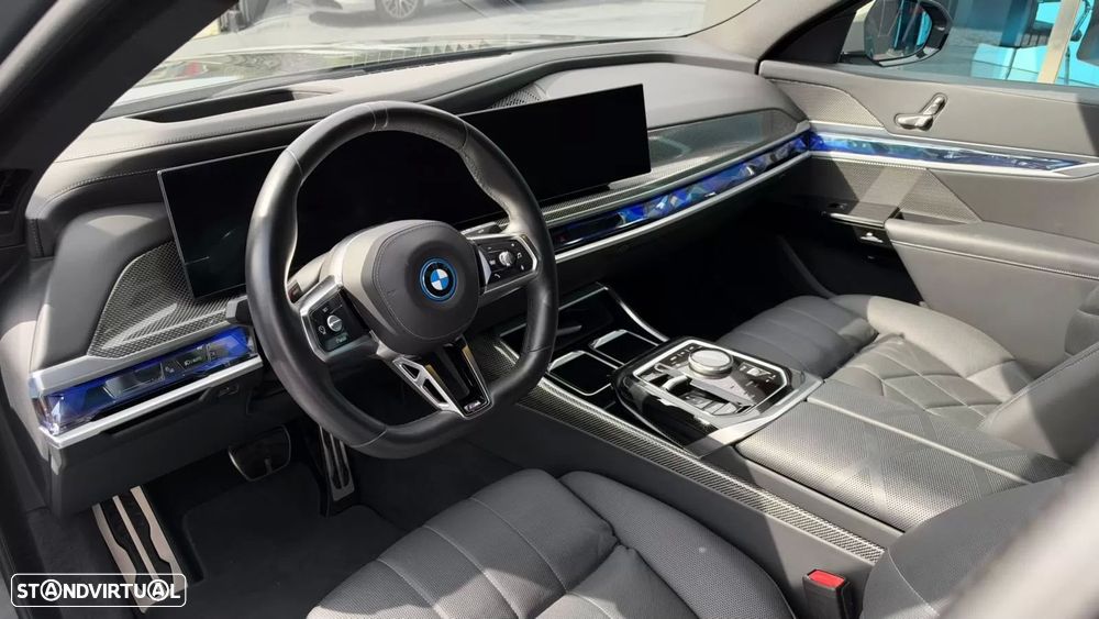 BMW i7 xDrive60 Pack Desportivo M Pro - 13