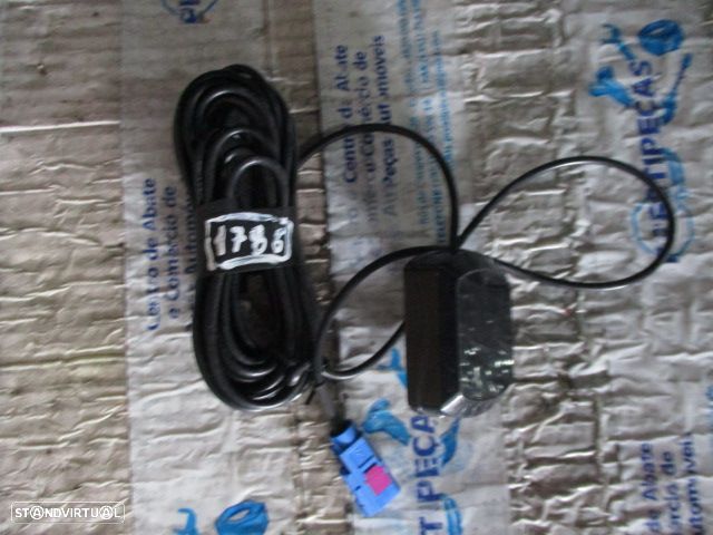 Antena 2110025600 UNIVERSAL METASYSTEM - 1