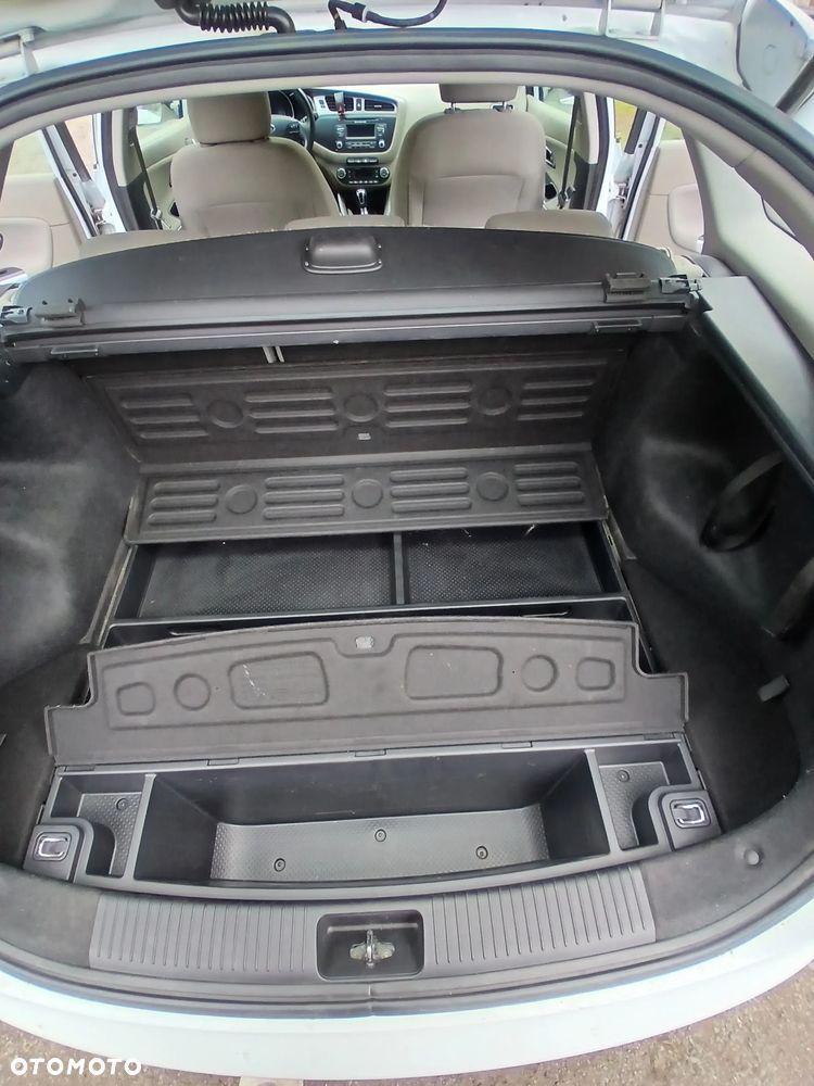 Kia Ceed 1.6 GDI Platinum Edition - 6