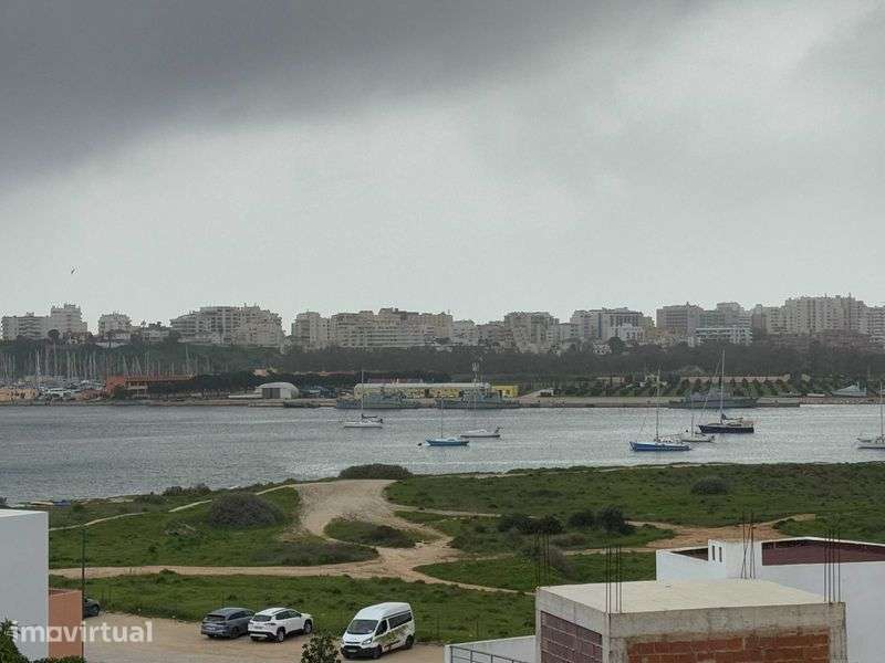 Moradia T4 com Piscina | Vista Rio Arade | Ferragudo - Grande imagem: 5/12
