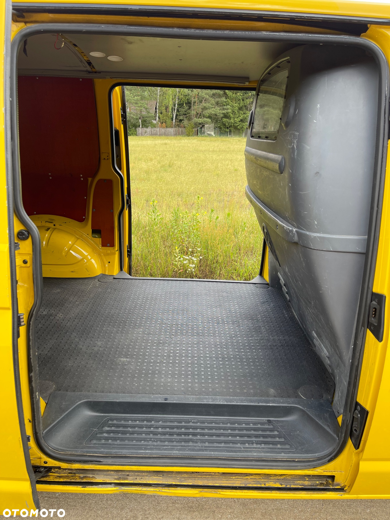 Volkswagen Transporter - 9