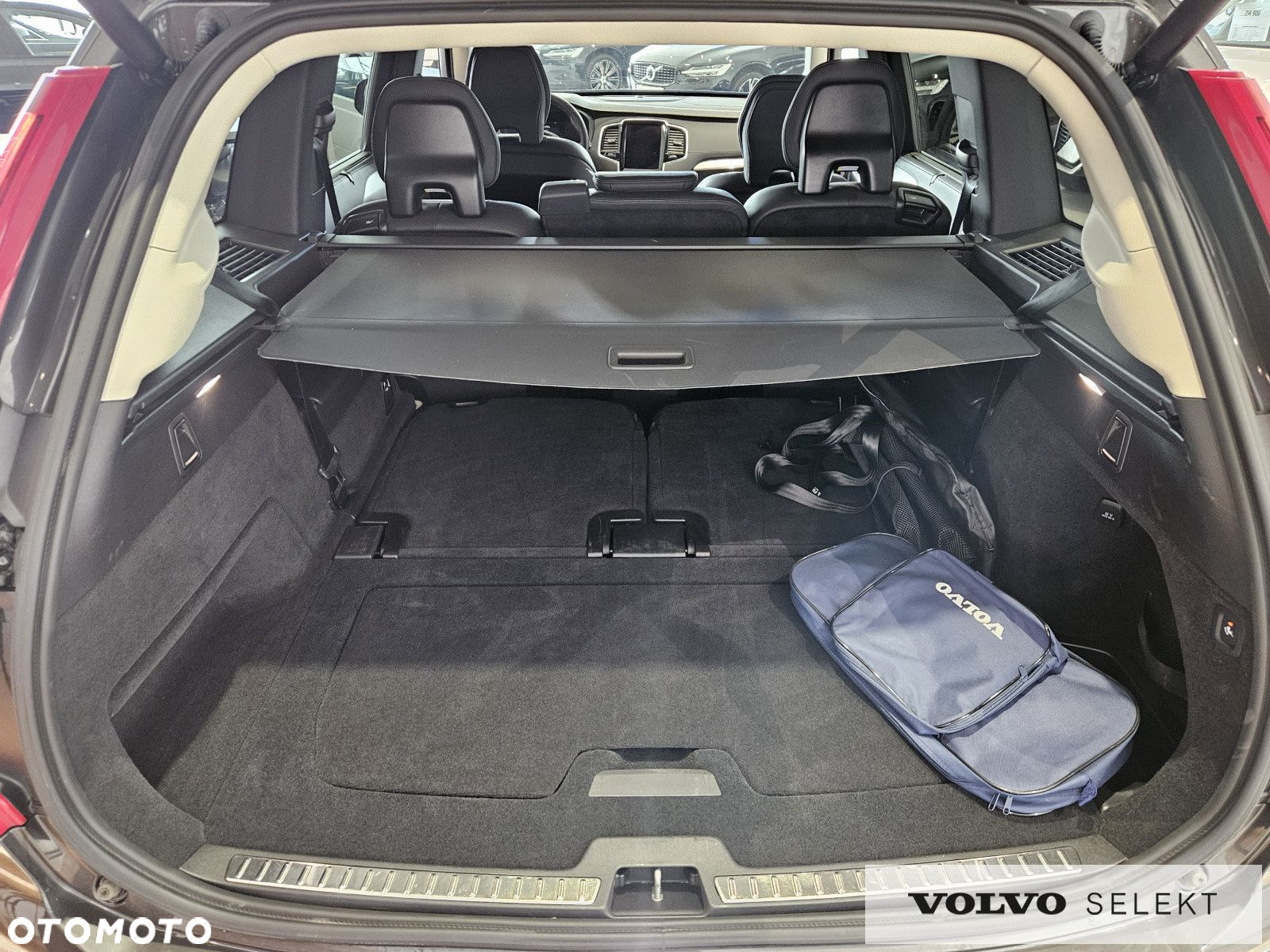 Volvo XC 90 - 30